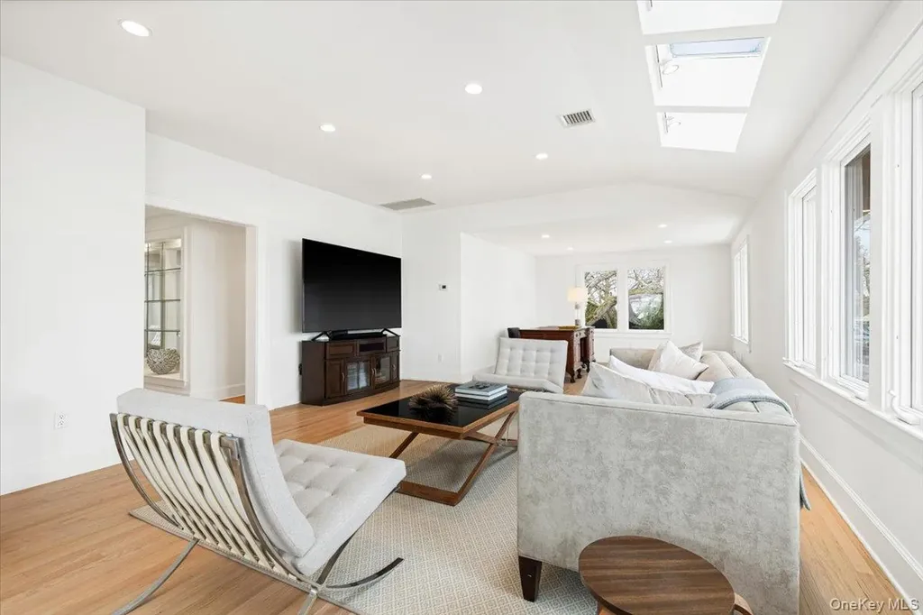 6 North Island Rye NY 10580