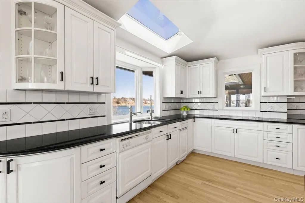 6 North Island Rye NY 10580