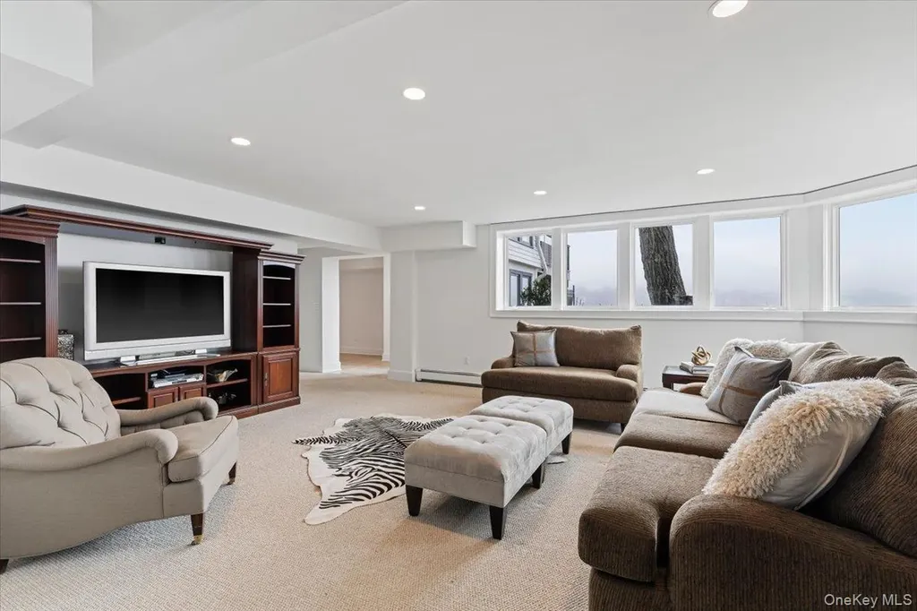 6 North Island Rye NY 10580