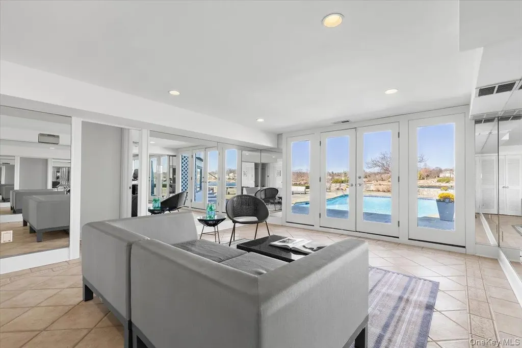 6 North Island Rye NY 10580