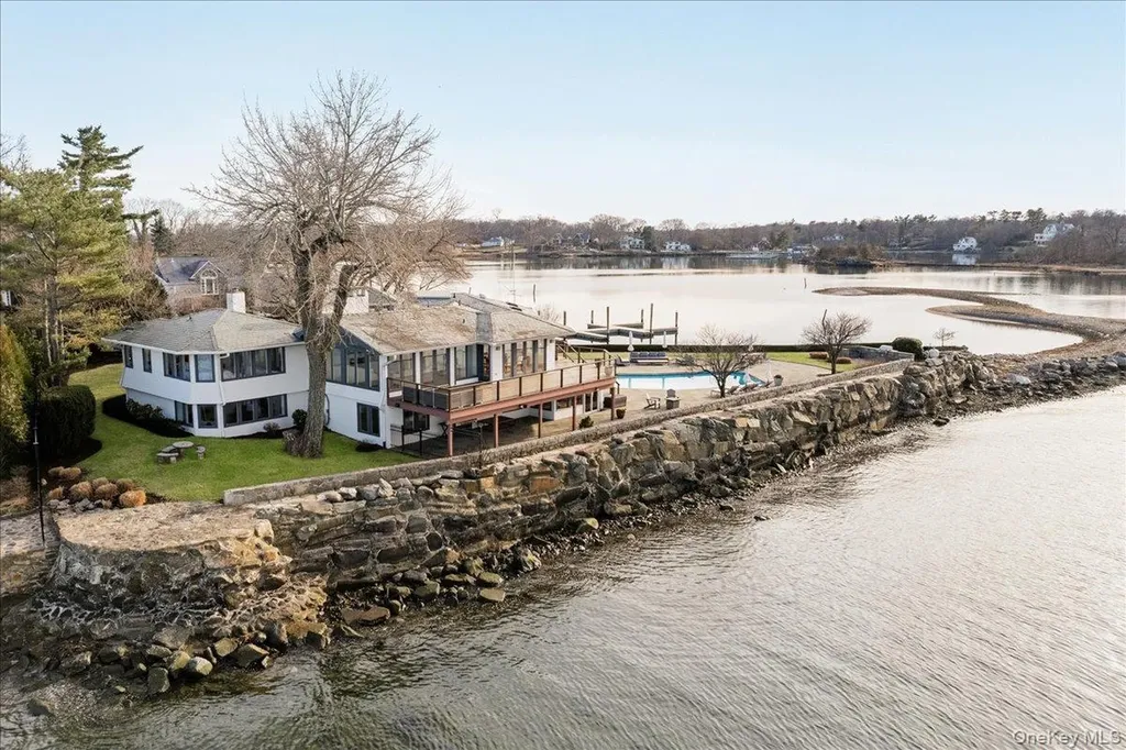 6 North Island Rye NY 10580