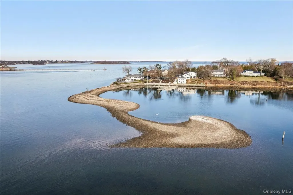 6 North Island Rye NY 10580