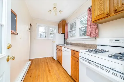 11 Bellport Road Sound Beach NY 11789