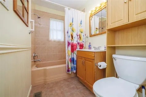 11 Bellport Road Sound Beach NY 11789