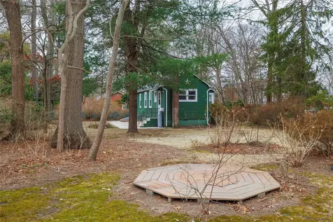 11 Bellport Road Sound Beach NY 11789