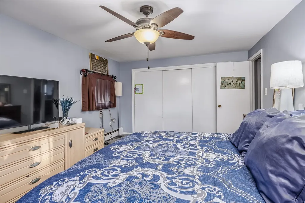 12 Springtime Lane E Levittown NY 11756
