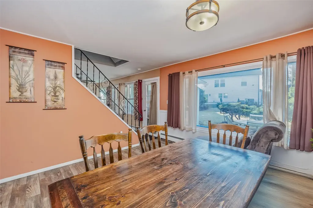 12 Springtime Lane E Levittown NY 11756
