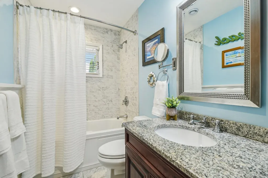 12 Colgate Road Greenlawn NY 11740