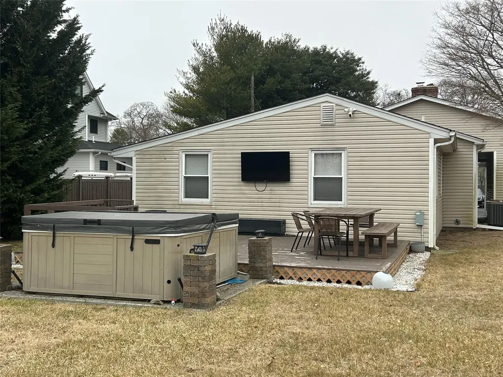 475 Old North Ocean Avenue Patchogue NY 11772