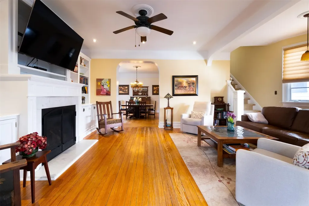 39 Rossmore Avenue Bronxville NY 10708