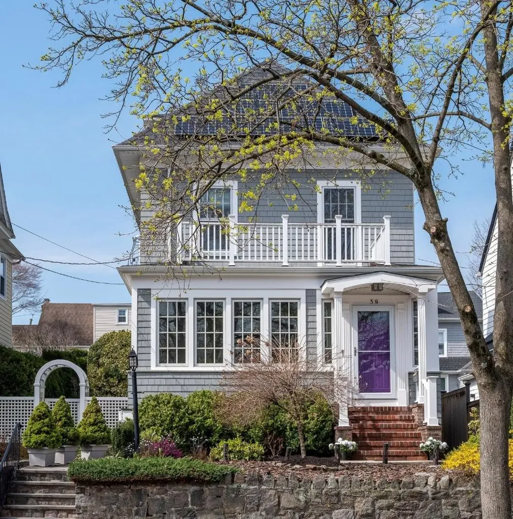 39 Rossmore Avenue Bronxville NY 10708