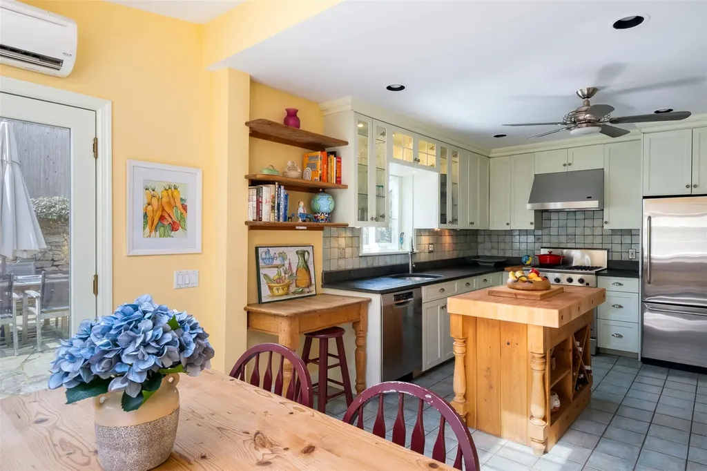 39 Rossmore Avenue Bronxville NY 10708