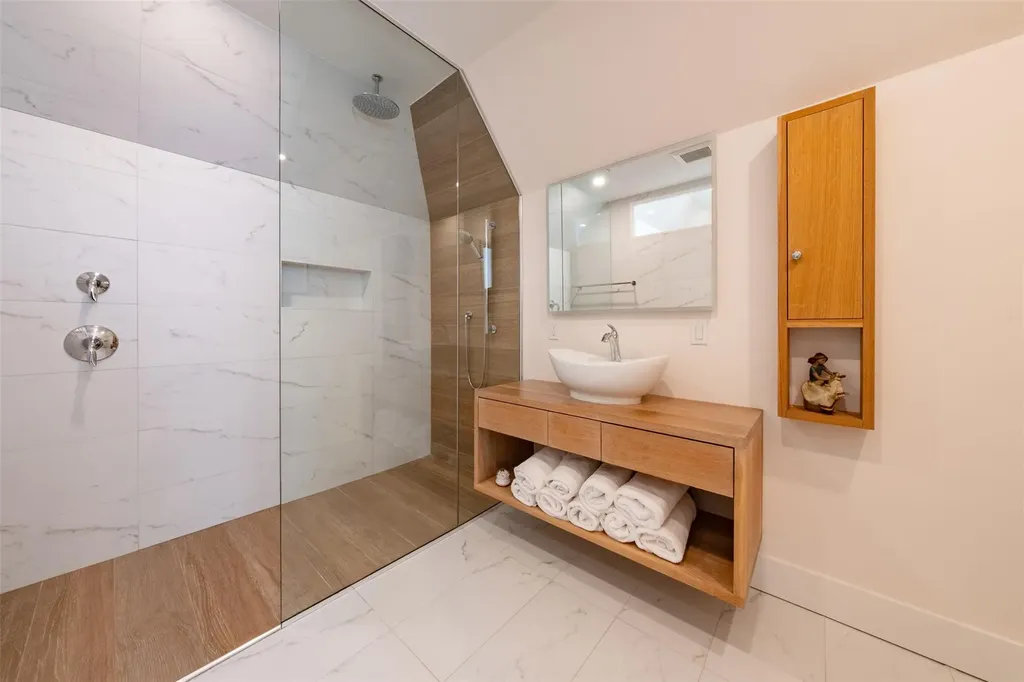 39 Rossmore Avenue Bronxville NY 10708