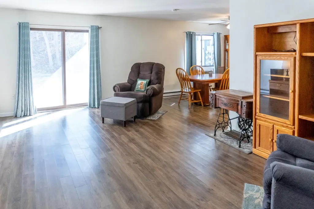 33 Scarborough Lane Wappingers Falls NY 12590