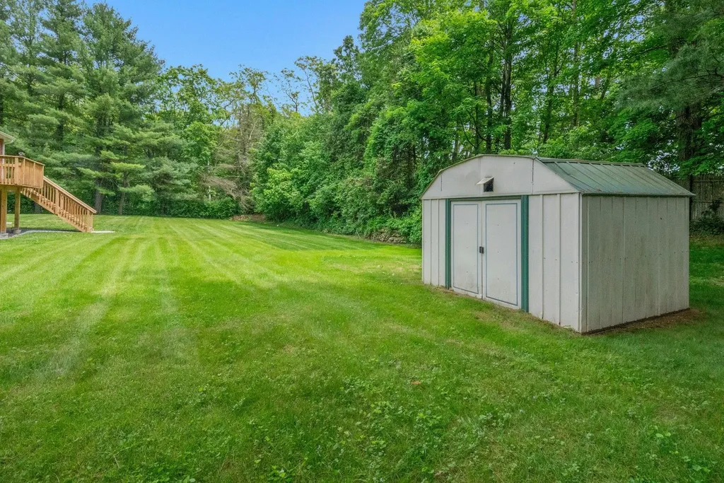 6 Locust Drive Bedford NY 10506