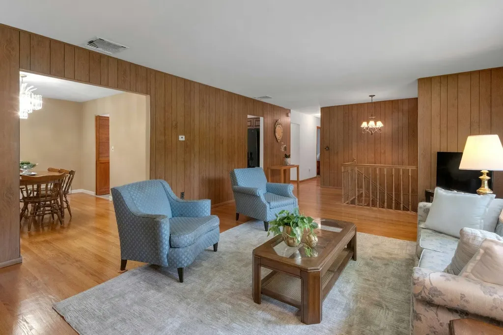 6 Locust Drive Bedford NY 10506