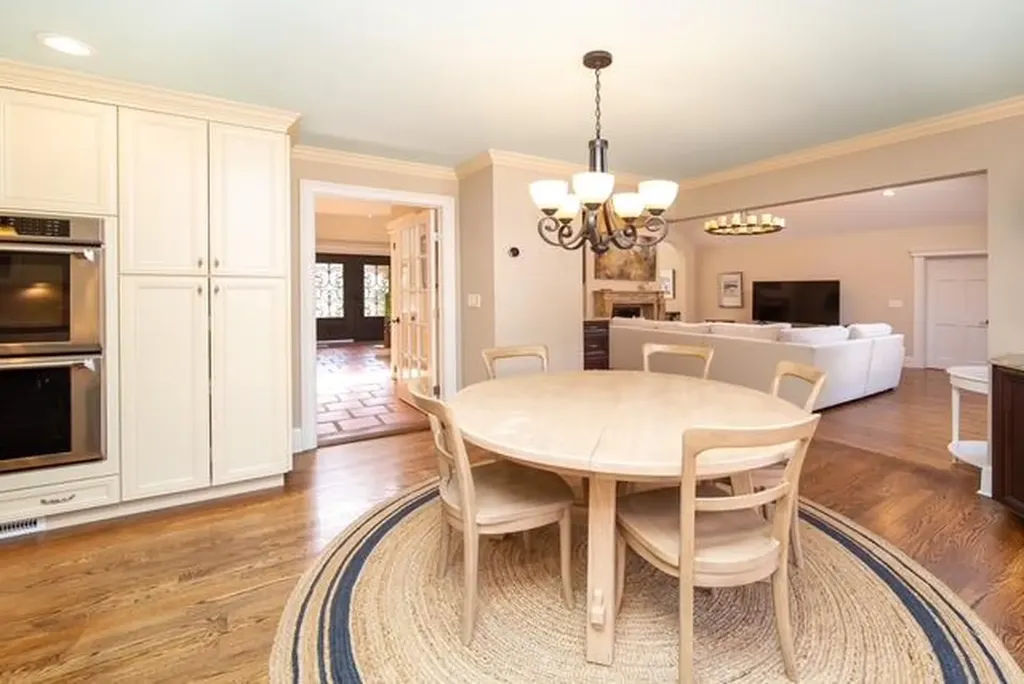 7 Soundcrest Lane Lloyd Harbor NY 11743