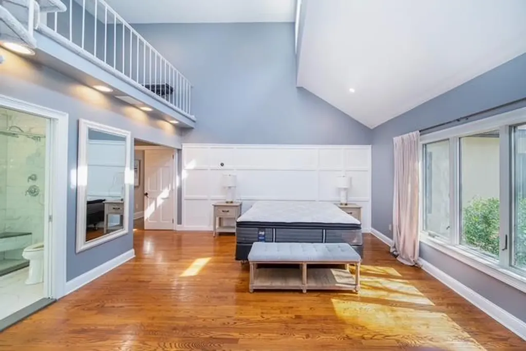 7 Soundcrest Lane Lloyd Harbor NY 11743
