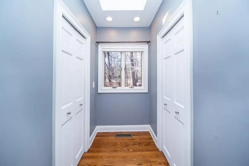 7 Soundcrest Lane Lloyd Harbor NY 11743