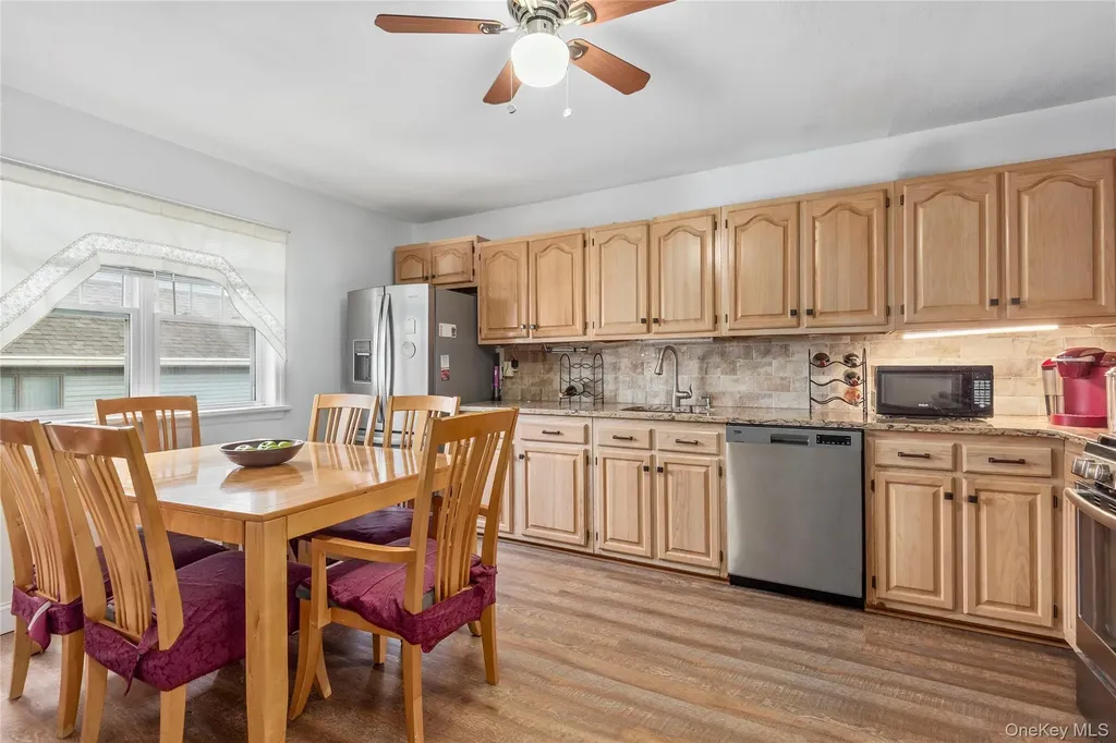 717 Annadale Road Staten Island NY 10312