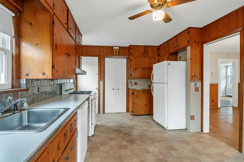 3 Poplar Avenue Pelham NY 10803