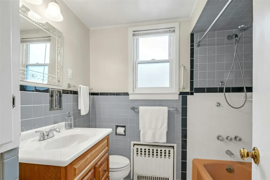 3 Poplar Avenue Pelham NY 10803