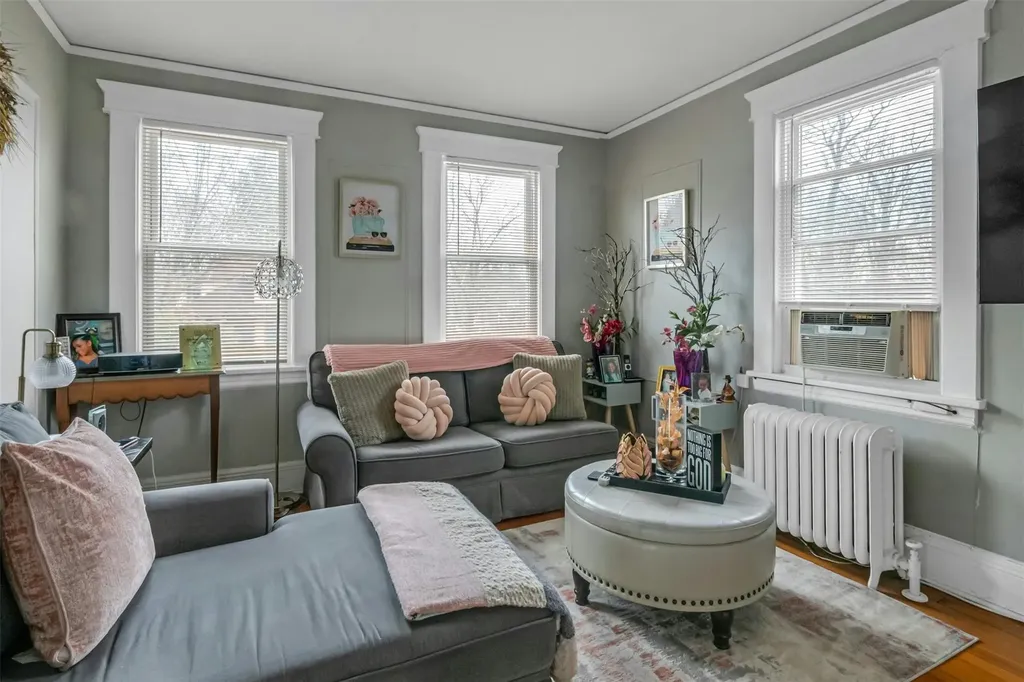 3 Poplar Avenue Pelham NY 10803