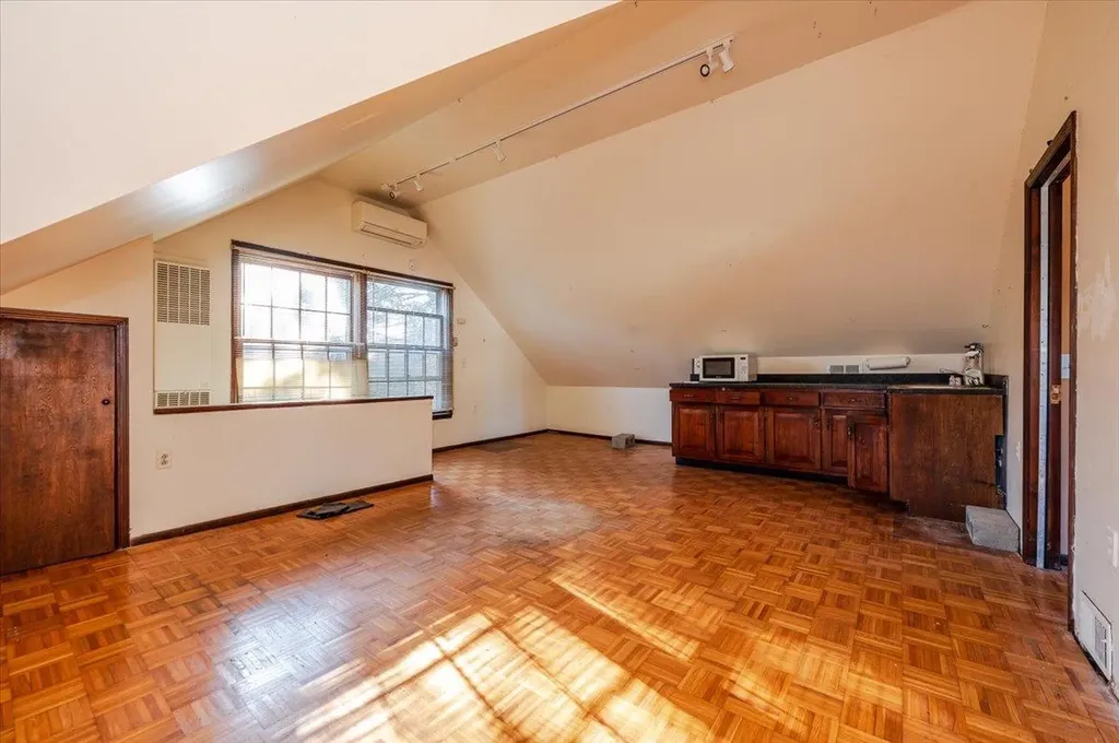 55 E Main Street Huntington NY 11743