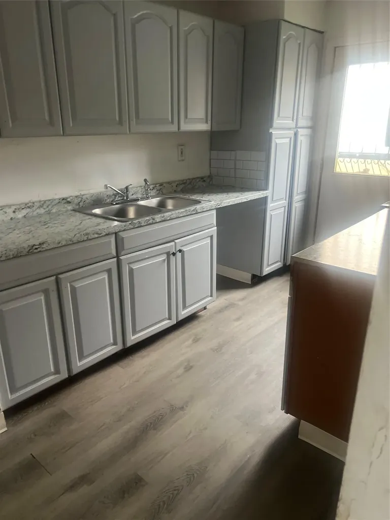 763 E 160th Street Bronx NY 10456