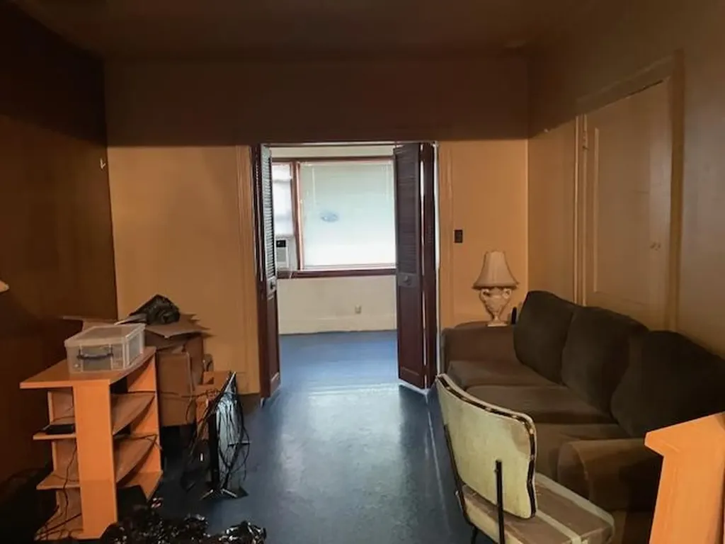 6068 60th Lane Maspeth NY 11378