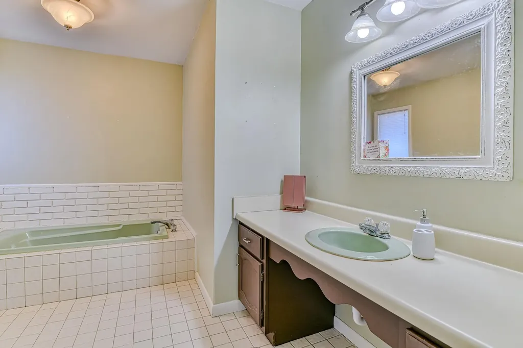 40 Sutton Road Warwick NY 10990