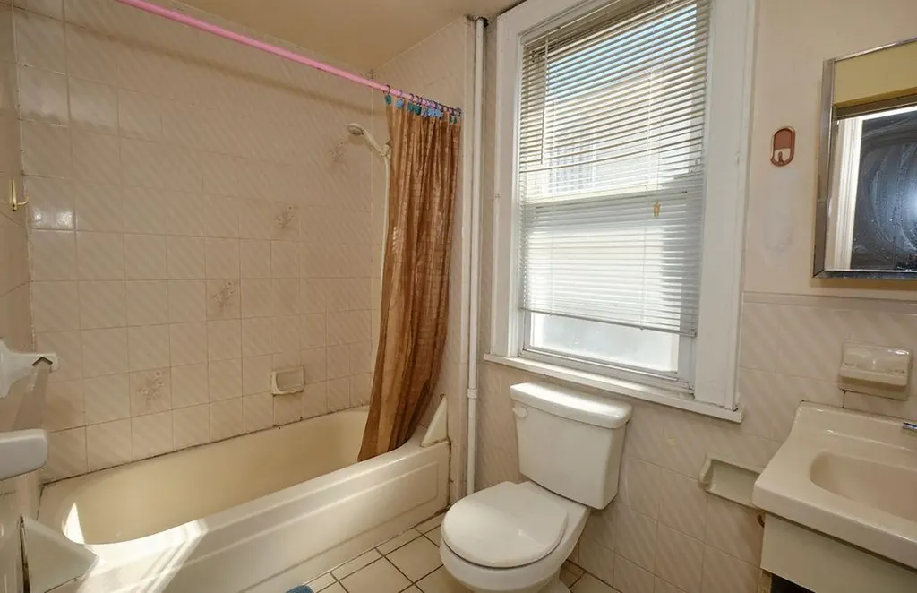 60 Gotham Avenue Elmont NY 11003