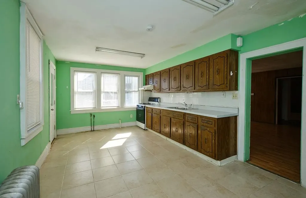 60 Gotham Avenue Elmont NY 11003