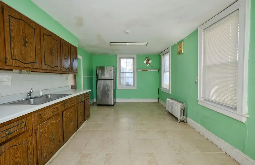 60 Gotham Avenue Elmont NY 11003