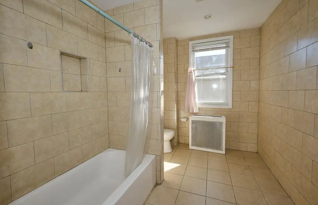60 Gotham Avenue Elmont NY 11003