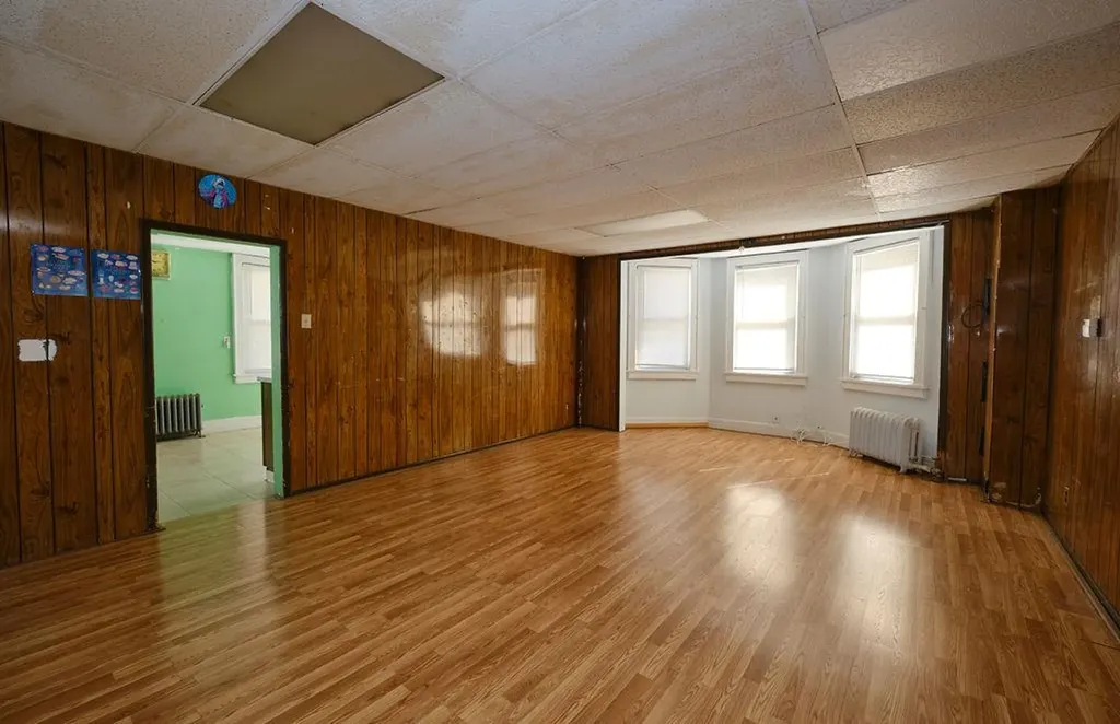 60 Gotham Avenue Elmont NY 11003