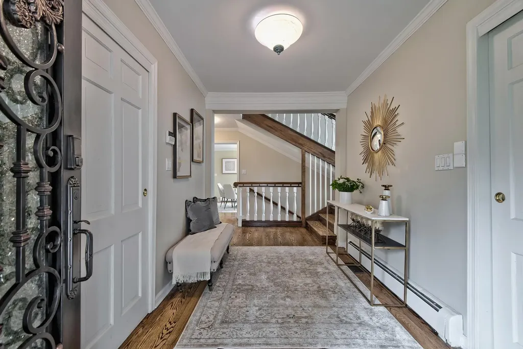 5 North Drive Manhasset NY 11030