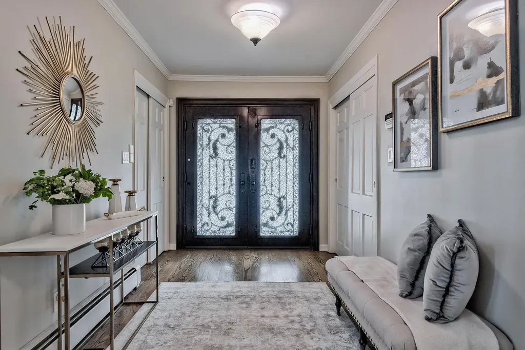 5 North Drive Manhasset NY 11030