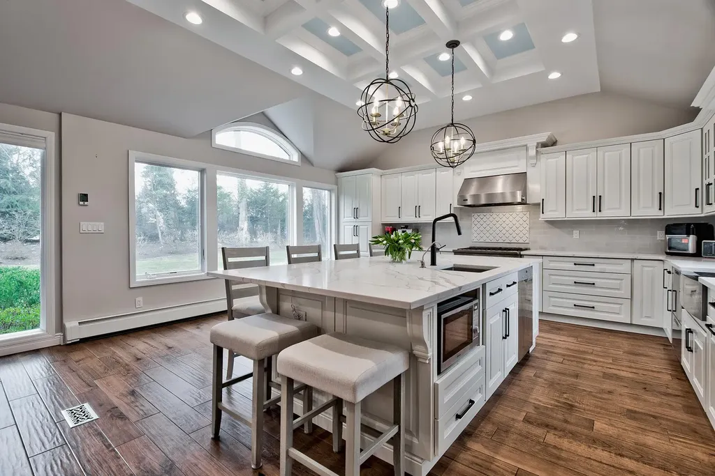 5 North Drive Manhasset NY 11030
