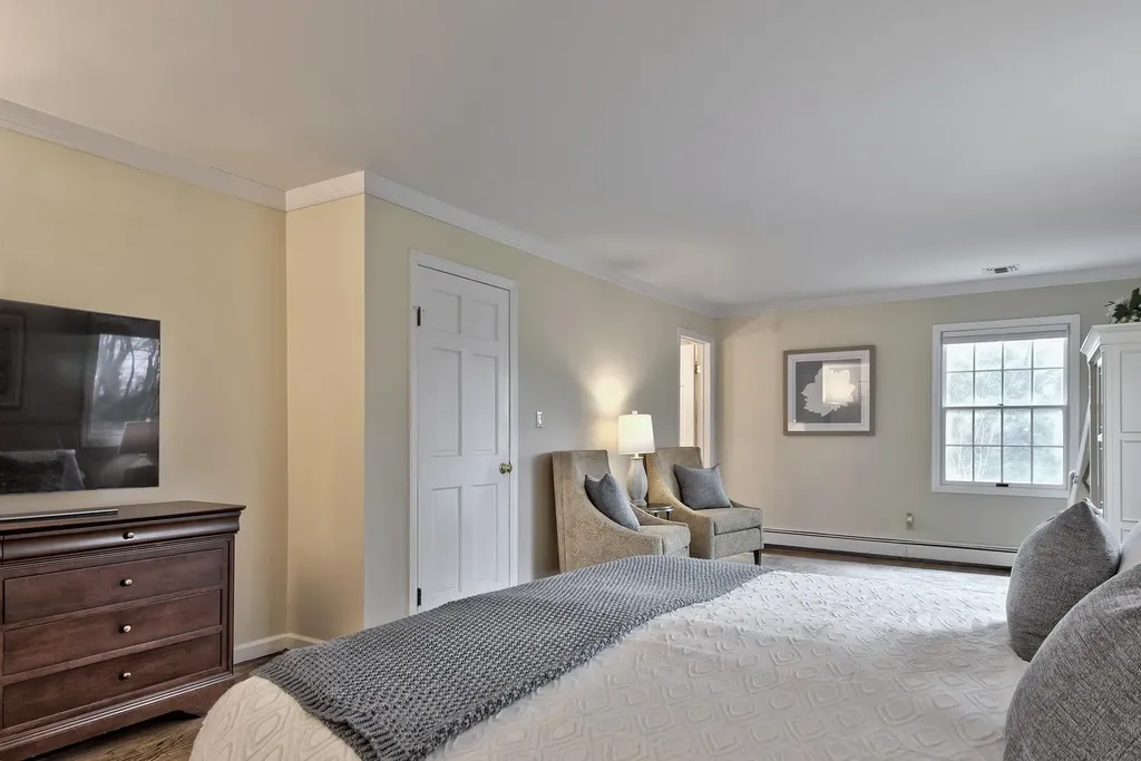 5 North Drive Manhasset NY 11030