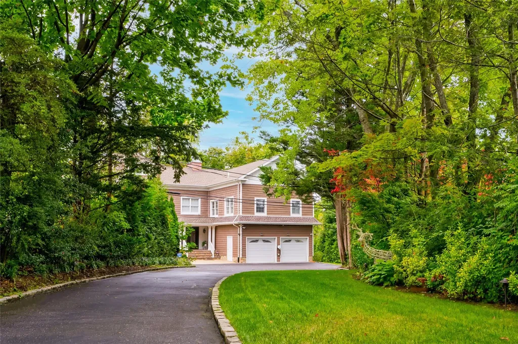 5 North Drive Manhasset NY 11030