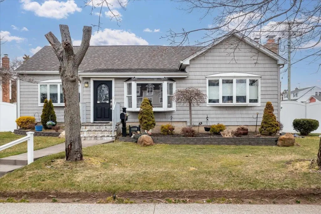 1060 Stewart Avenue Bethpage NY 11714
