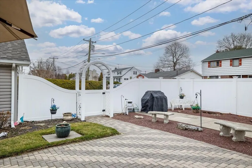 1060 Stewart Avenue Bethpage NY 11714