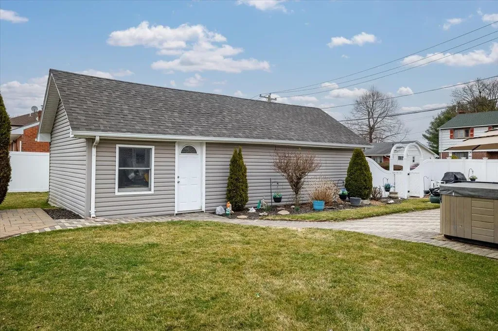 1060 Stewart Avenue Bethpage NY 11714