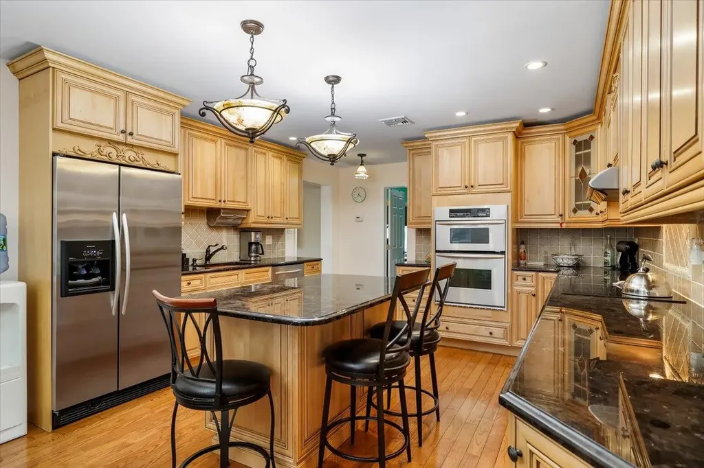1060 Stewart Avenue Bethpage NY 11714