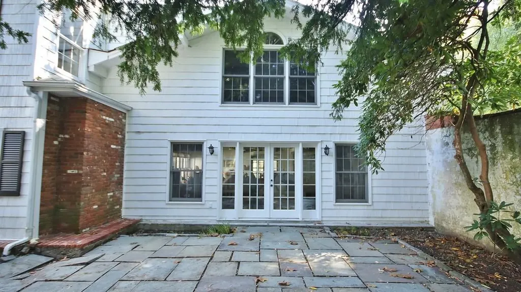 2 Woodmill Road Chappaqua NY 10514