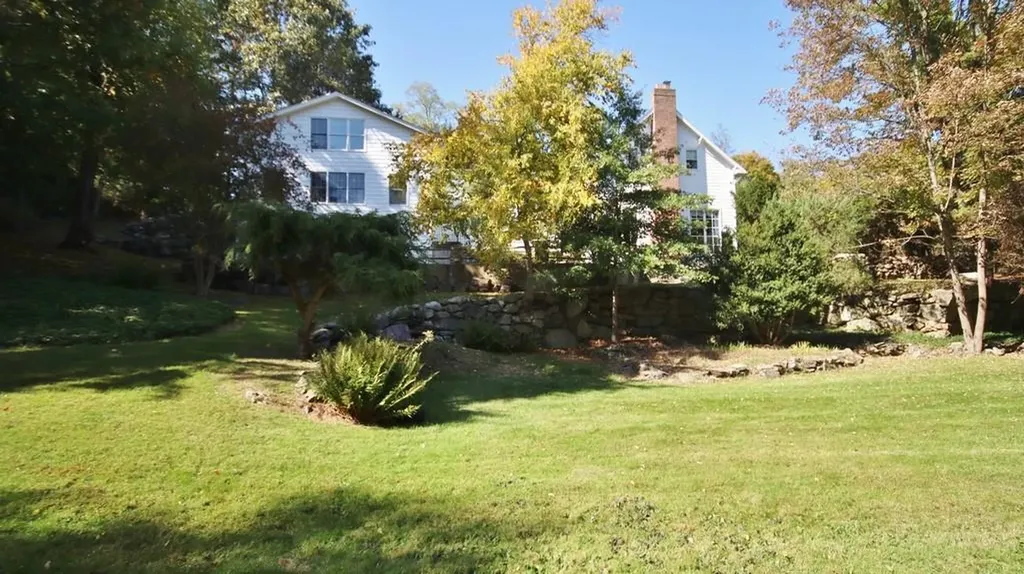 2 Woodmill Road Chappaqua NY 10514