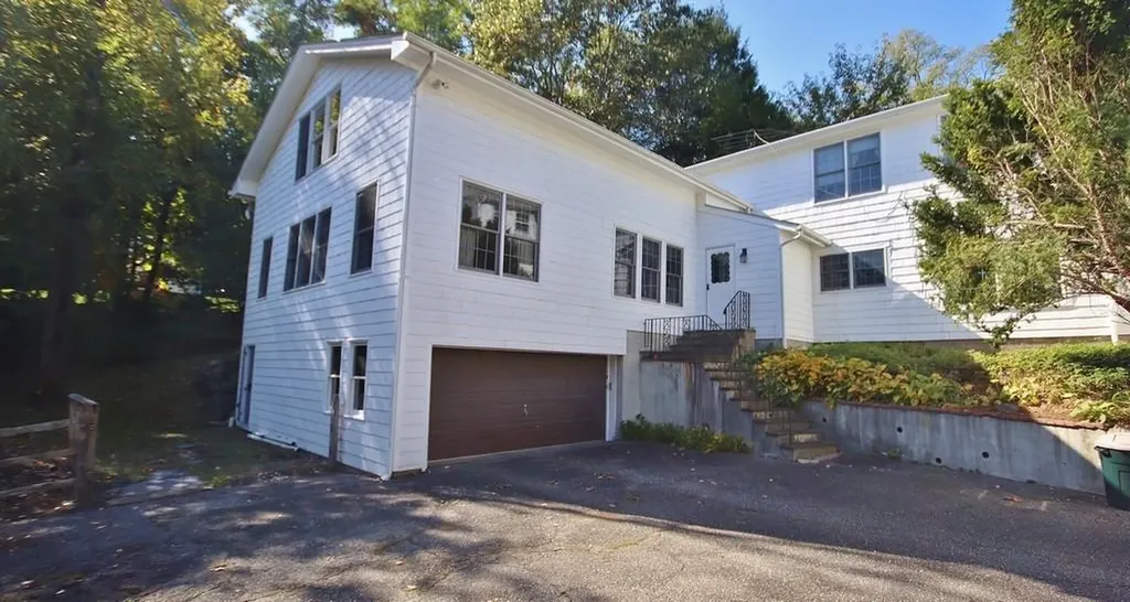 2 Woodmill Road Chappaqua NY 10514