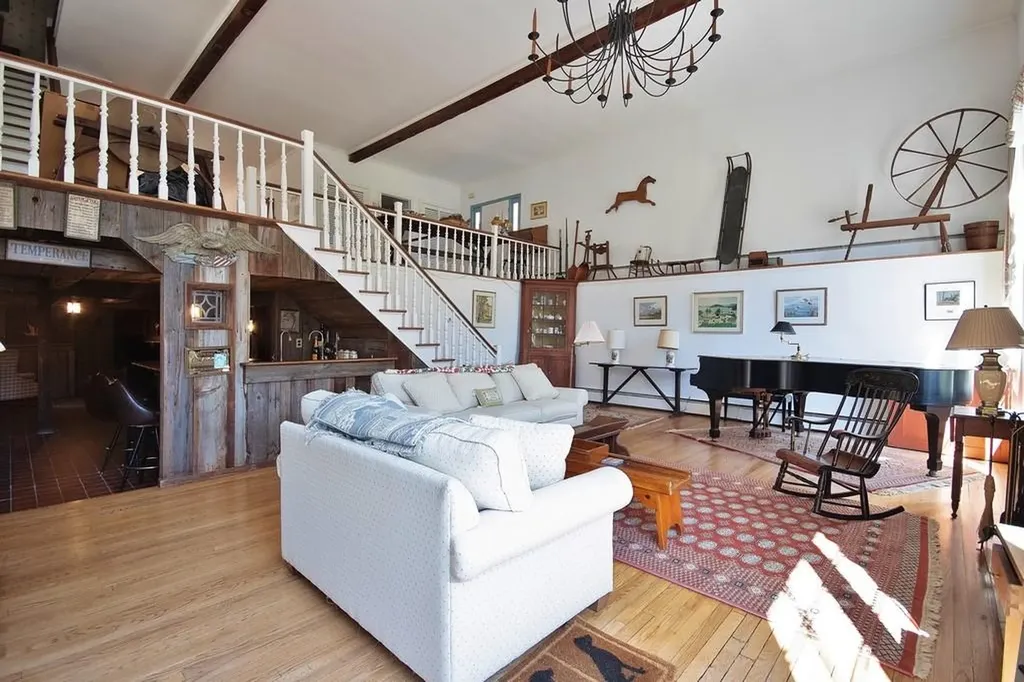 2 Woodmill Road Chappaqua NY 10514