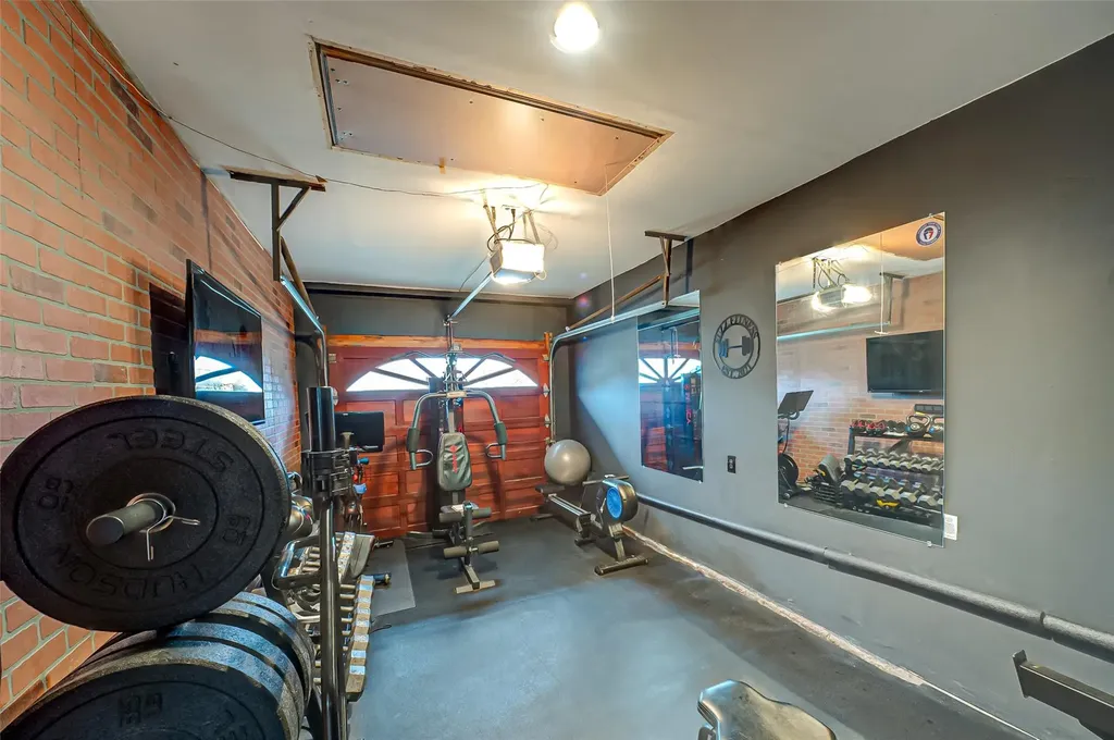 7 Loop Drive Sayville NY 11782